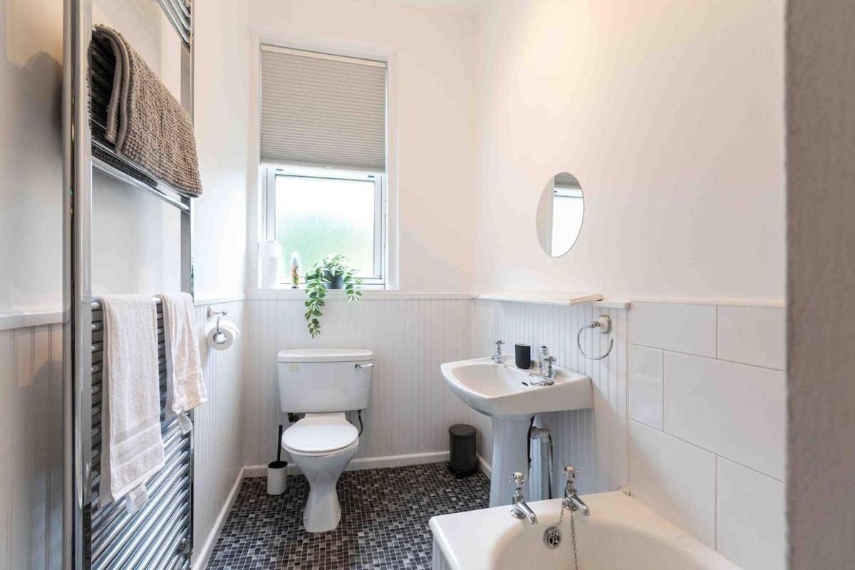 Spacious 3 Bed In Marchmont Apartment Edinburgh